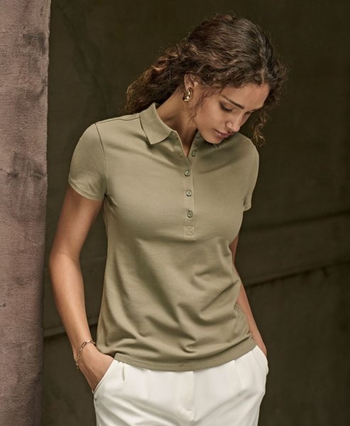 Zoom bild av Women's Luxury Stretch Polo Clay