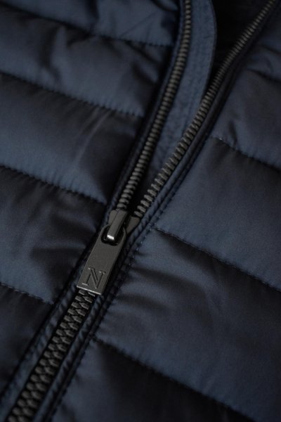 Zoom bild av Versatile hybrid jacket, navy