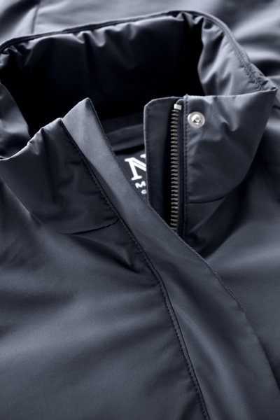 Zoom bild av Woman lightweight stretch jacket, navy