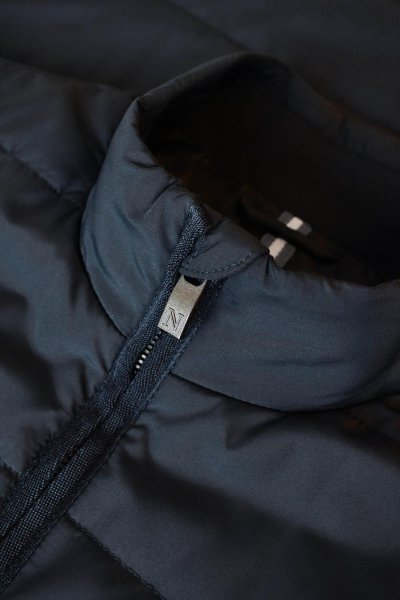 Zoom bild av Horizontal quilted gilet, navy