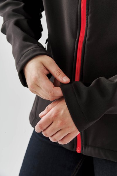 Zoom bild av Women's Orbiter Softshell Hoody, black/red