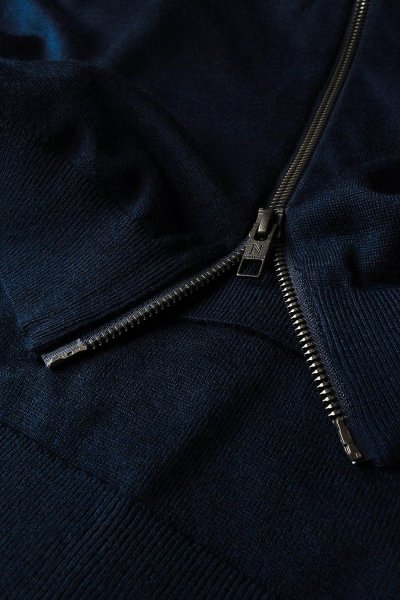 Zoom bild av Luxurious merino blend cardigan, navy