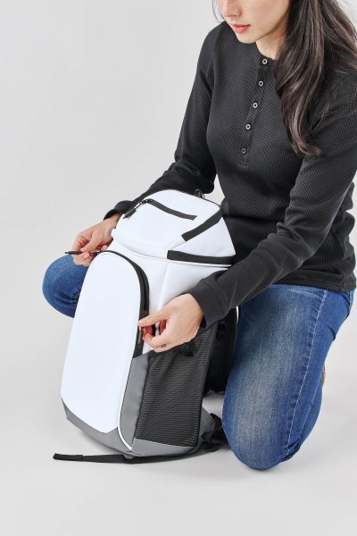 Zoom bild av Oregon 24 Cooler Backpack, white