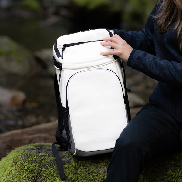 Zoom bild av Oregon 24 Cooler Backpack, white